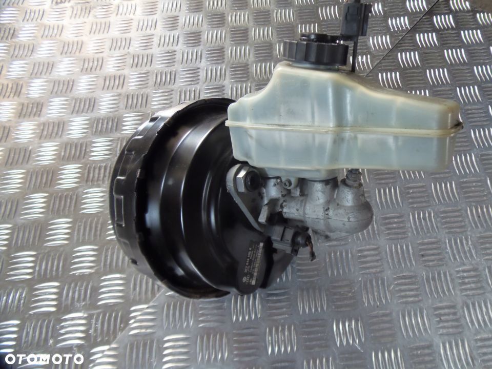 SERWO HAMULCA VW PASSAT B6 3C2614105K - 1