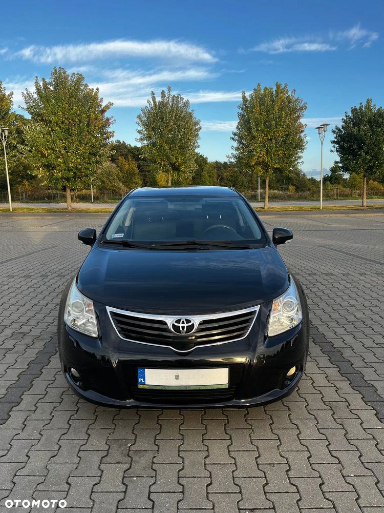 Toyota Avensis 1.8 Luna - 4