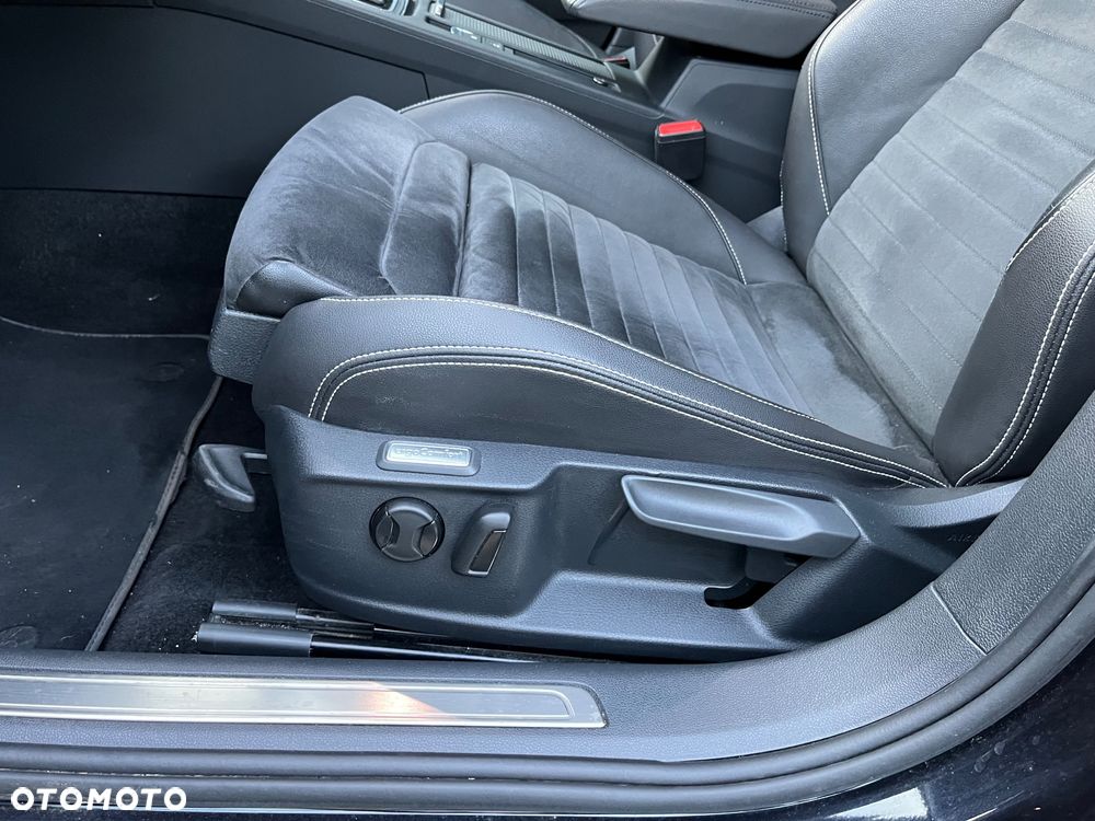 Volkswagen Passat 2.0 TDI SCR Highline DSG - 16