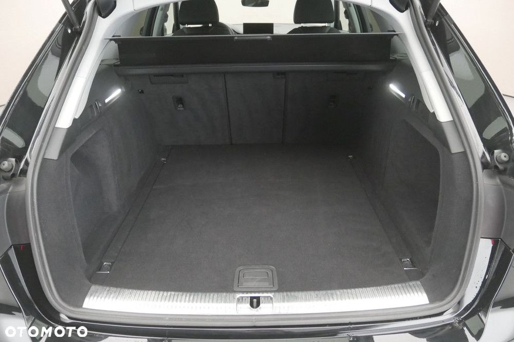 Audi A4 Avant - 16