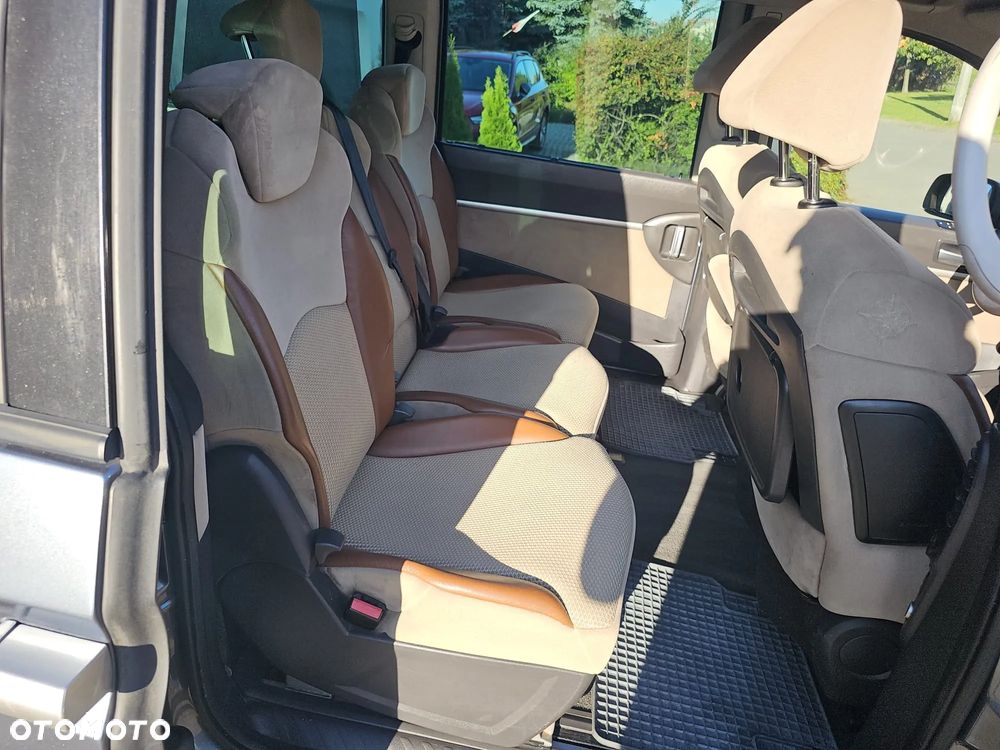Peugeot 807 HDi 130 Premium - 30