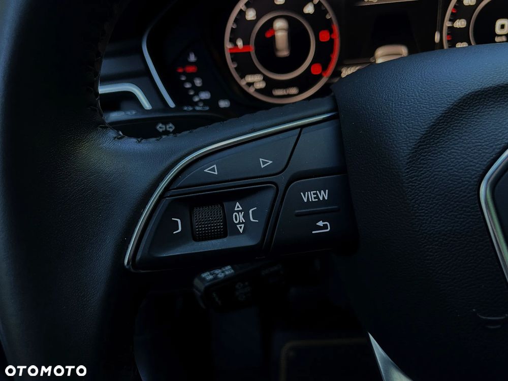 Audi A4 Avant 2.0 TDI Design - 24