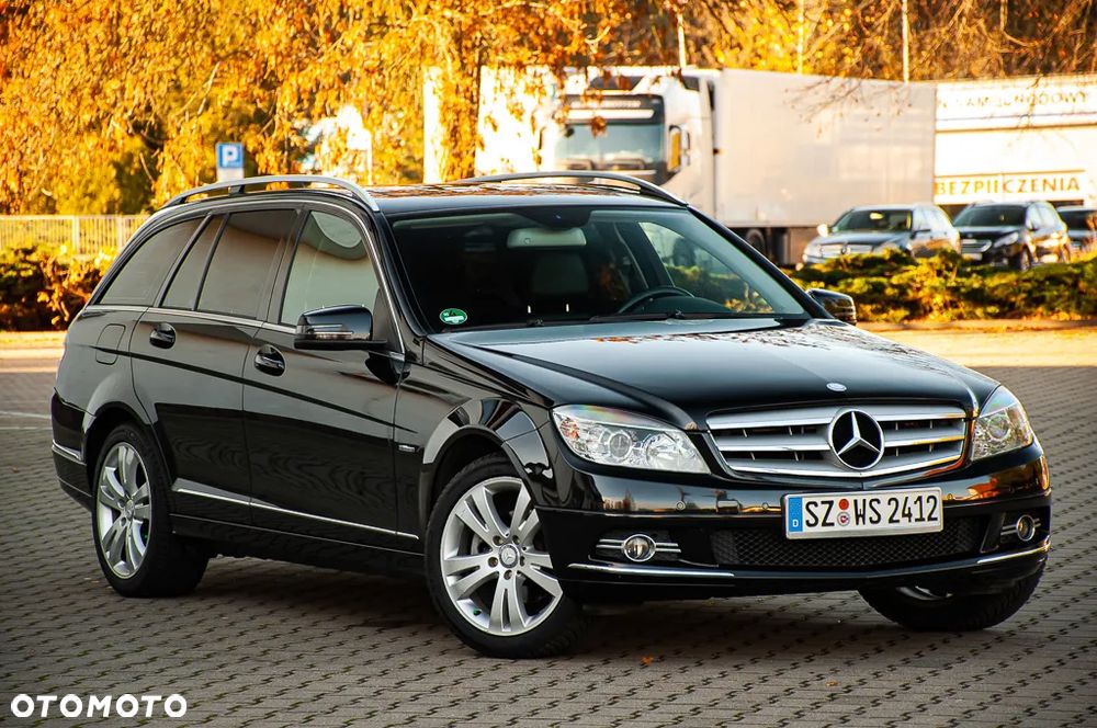 Mercedes-Benz Klasa C 180 T Kompressor BlueEFFICIENCY Avantgarde - 21