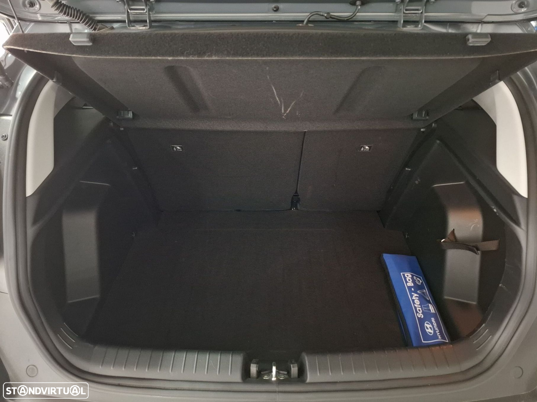 Hyundai Bayon 1.0 T-GDI Premium DCT - 23
