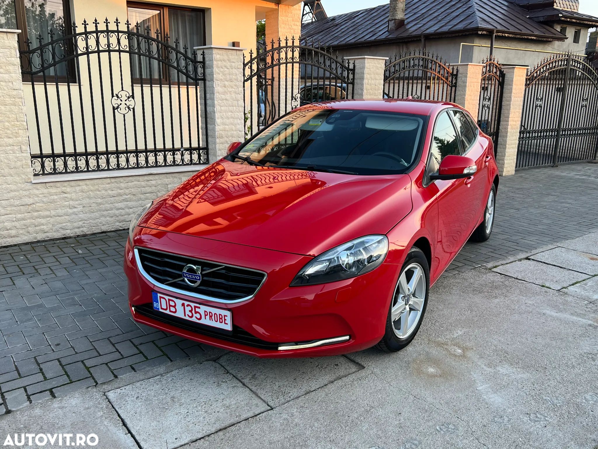Volvo V40 D2 94g Kinetic - 1