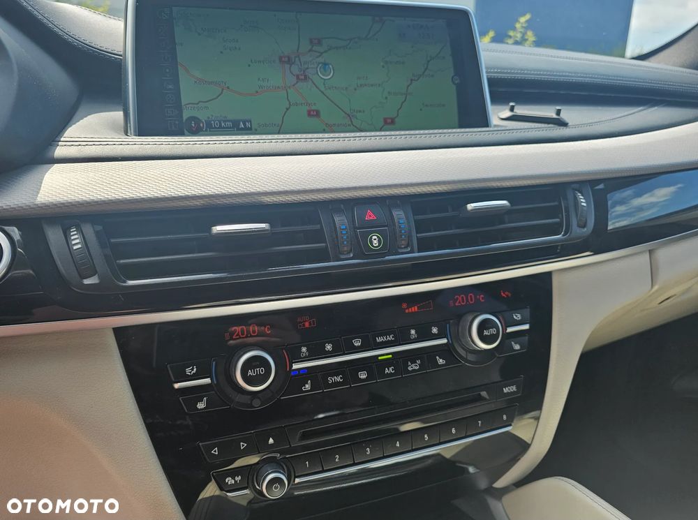 BMW X6 xDriveM50d - 14