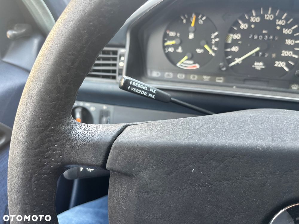 Mercedes-Benz Klasa E - 14