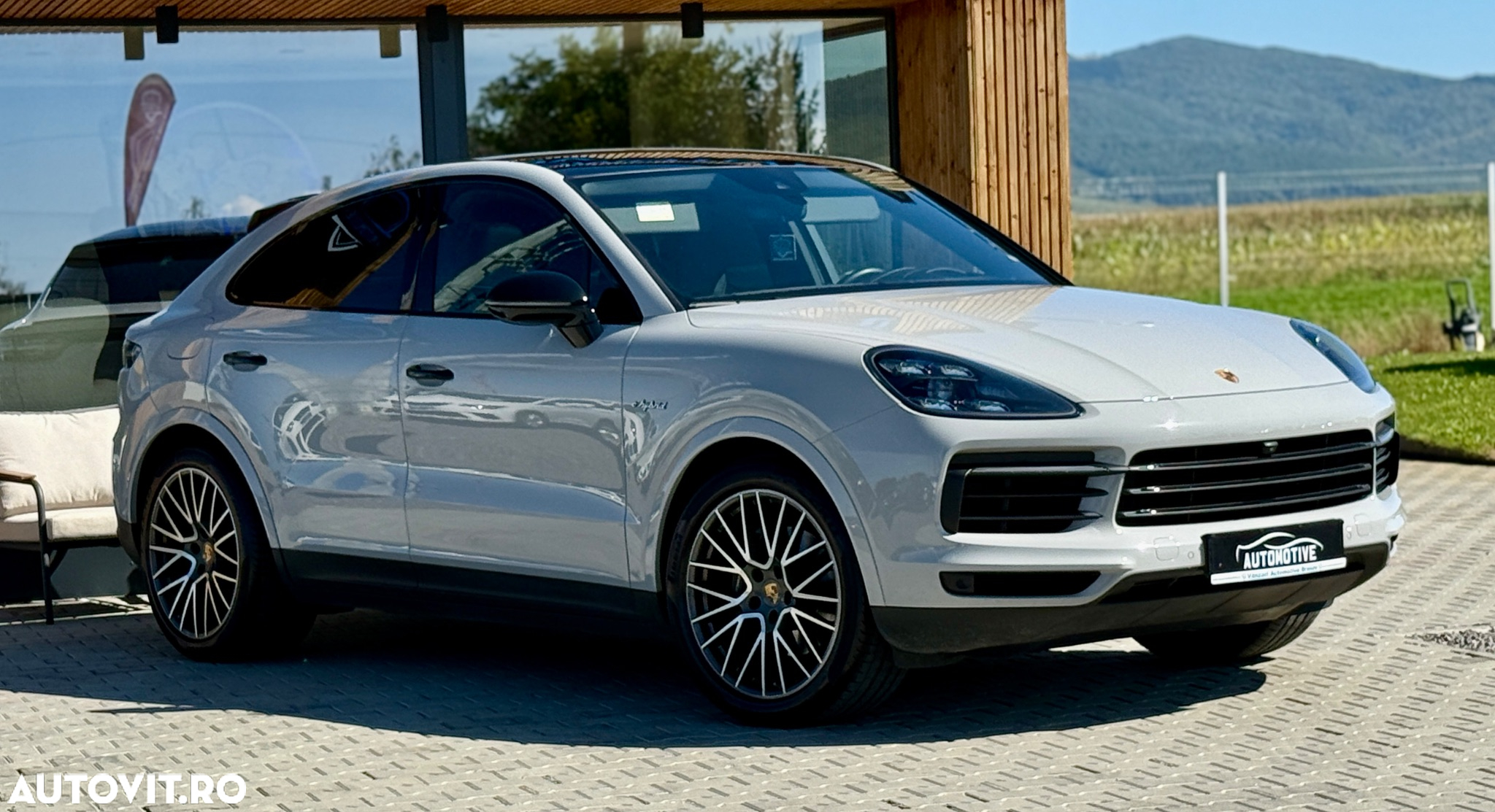 Porsche Cayenne Coupe E-Hybrid Tiptronic S Platinum Edition - 10