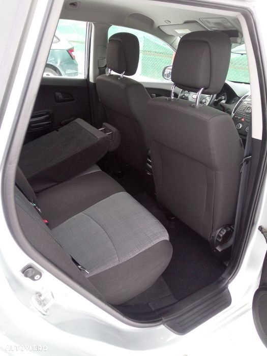 Dezmembrez Kia Ceed Facelift 1,6 Crdi - 5
