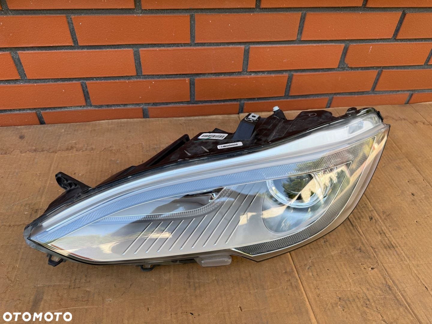 Tesla model S przed lift 12-15 bixenon lewy kompletny EU demontaz - 4