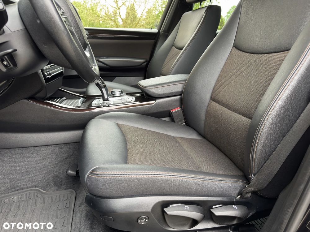 BMW X3 xDrive20d xLine - 11