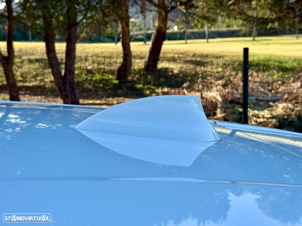 BMW 118 i Pack Desportivo M Auto - 24