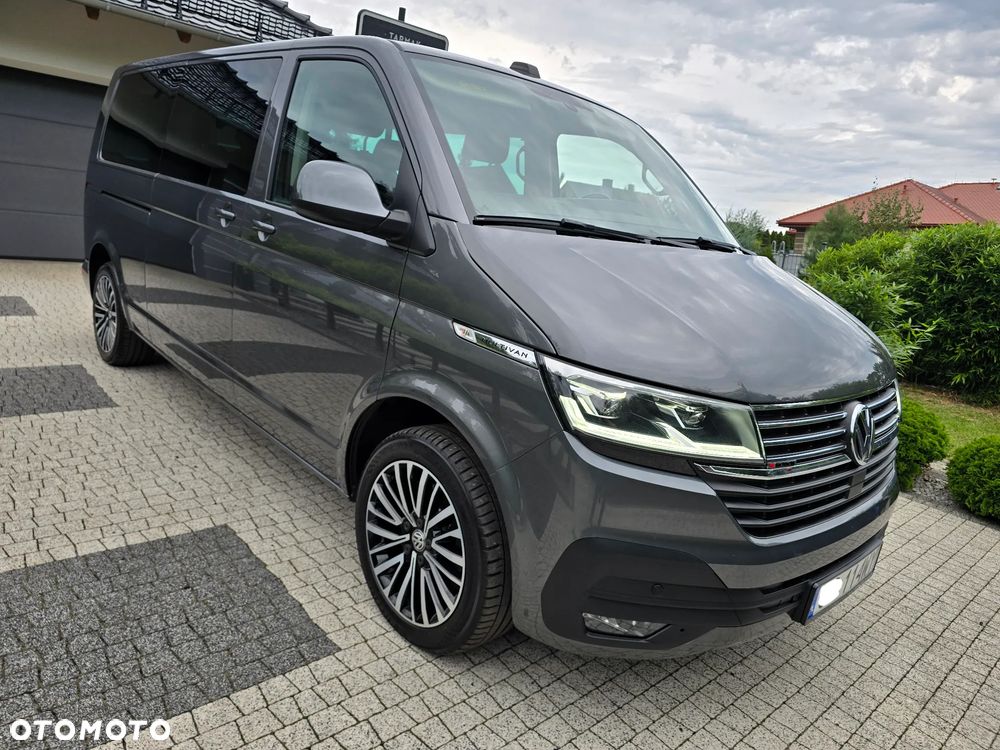 Volkswagen Multivan - 2