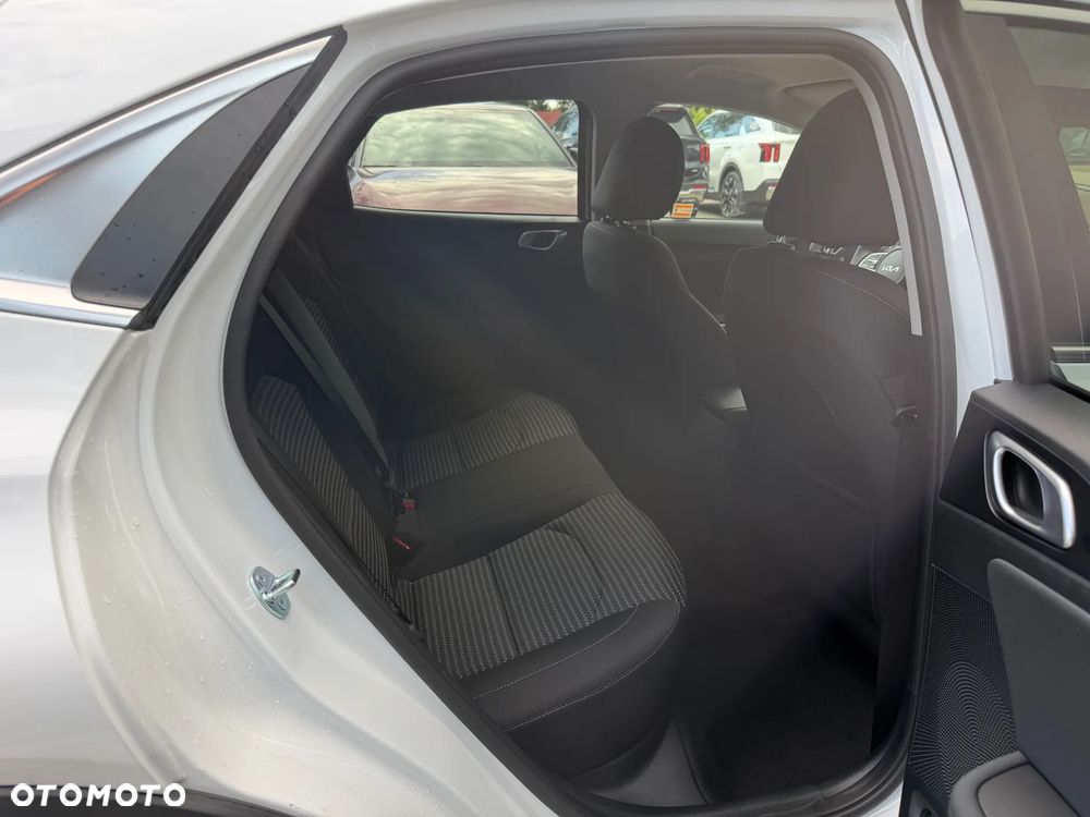 Kia XCeed 1.6 T-GDI M DCT - 12