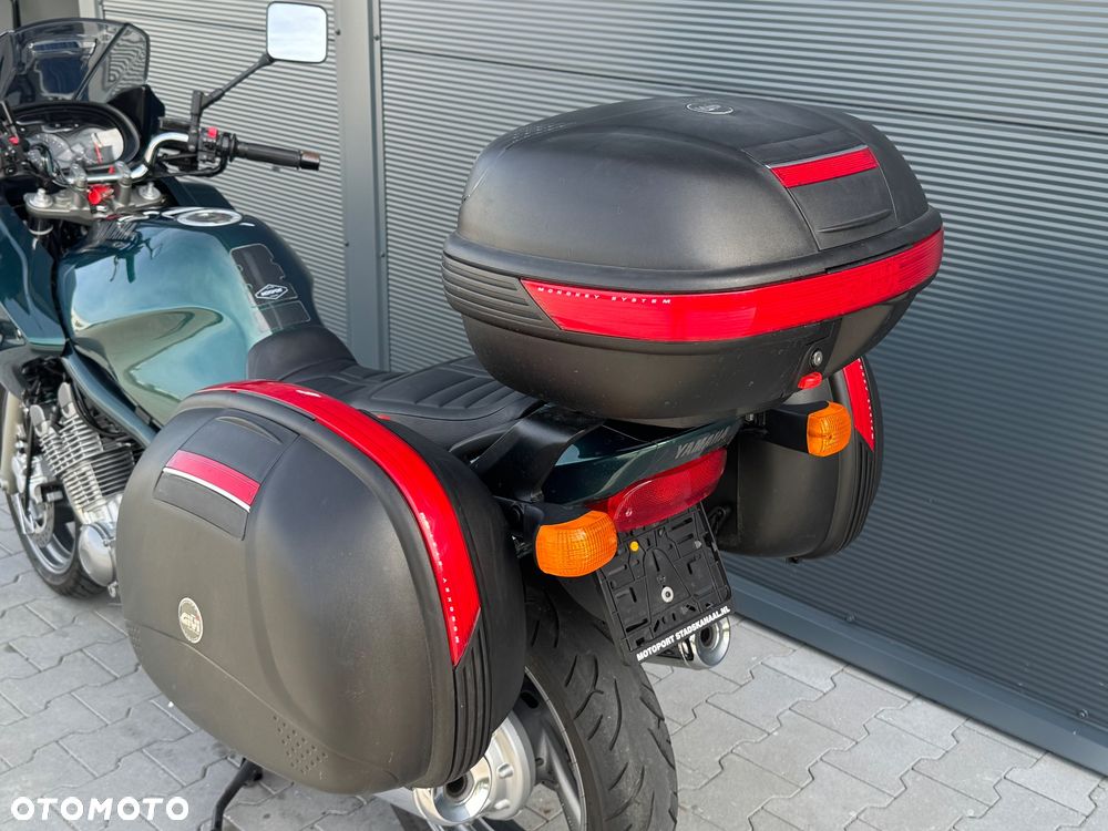 Yamaha XJ - 17