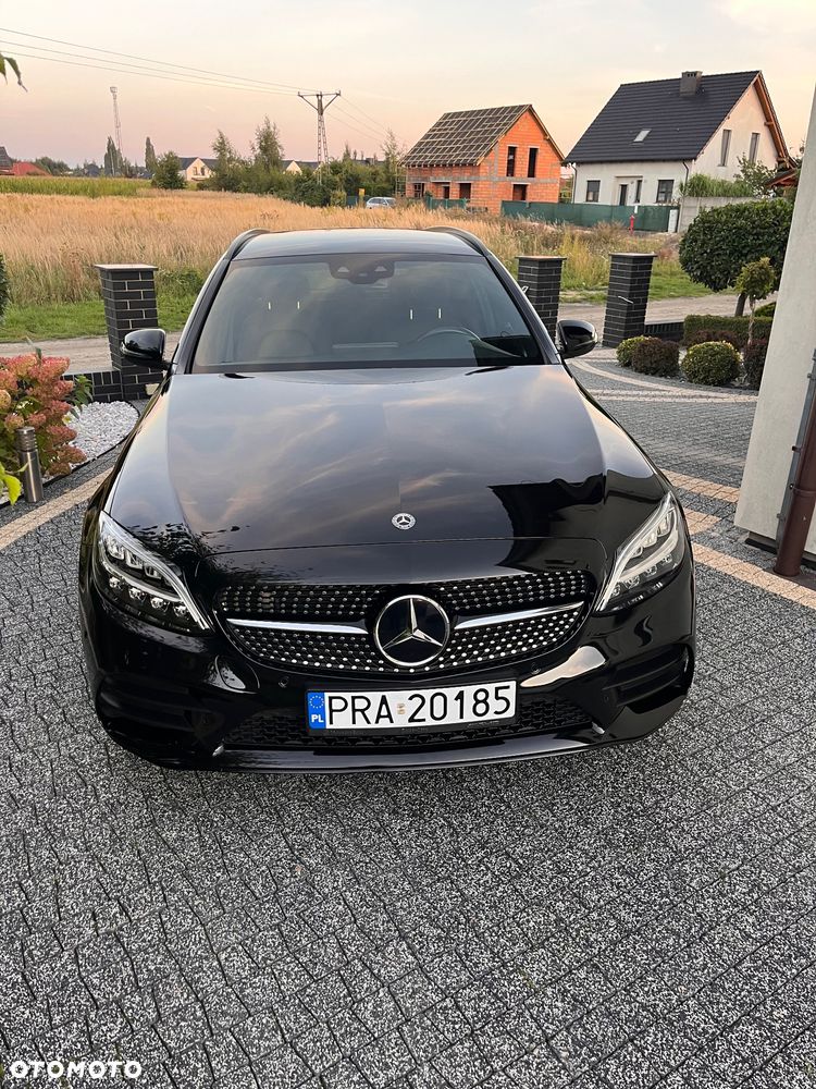 Mercedes-Benz Klasa C 300 9G-TRONIC - 4