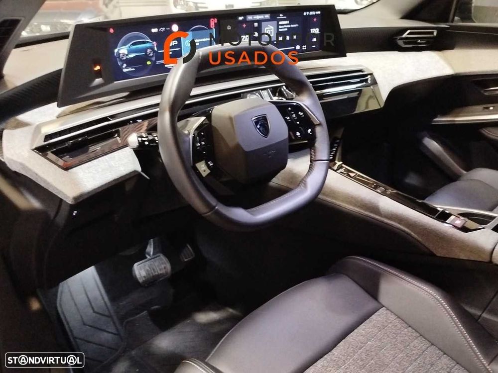 Peugeot 3008 1.2 Hybrid Allure e-DCS6 - 13