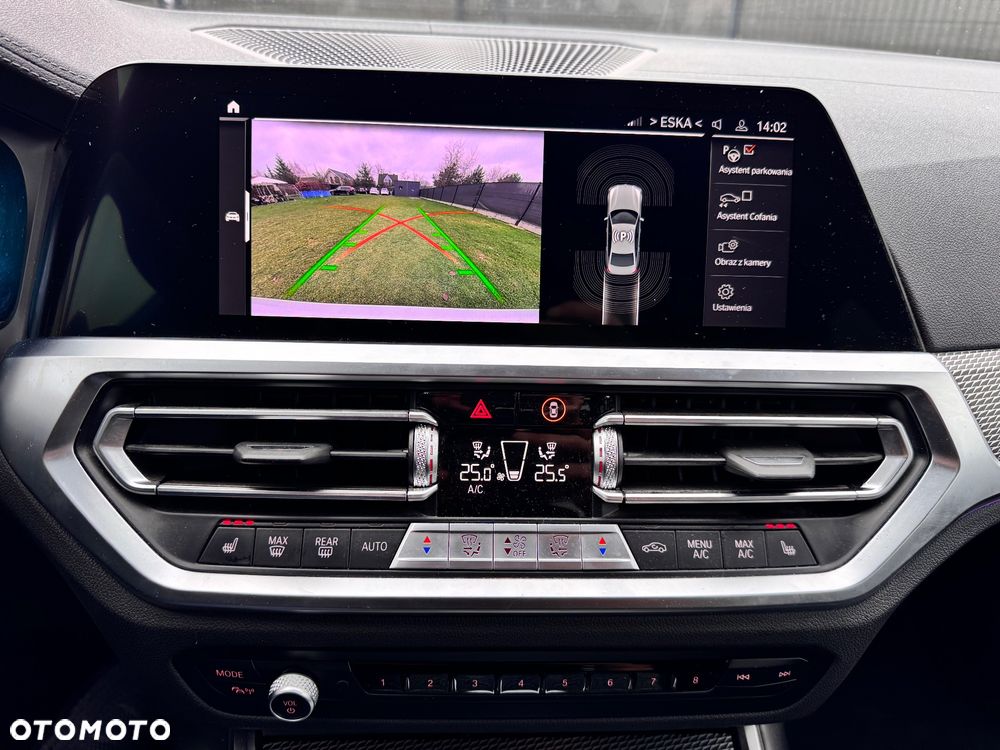 BMW Seria 3 318d M Sport Shadow - 28