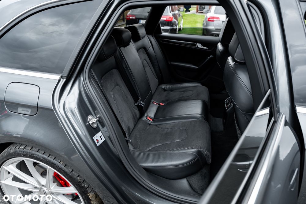 Audi A4 Avant 3.0 TDI DPF quattro S tronic S line Sportpaket - 19