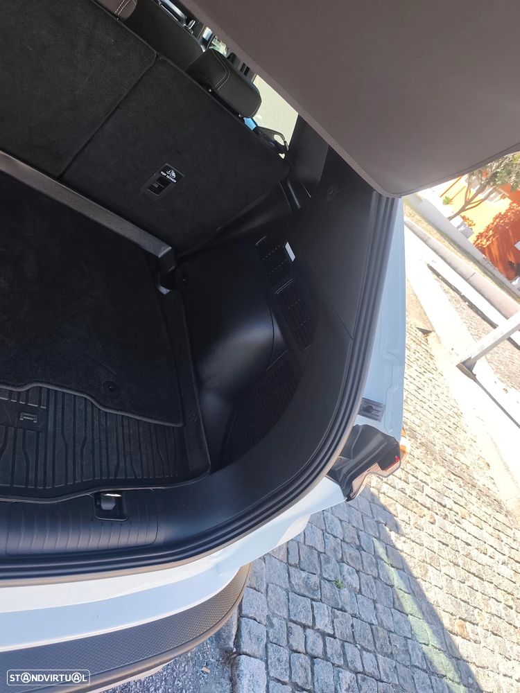 Ford Kuga - 38