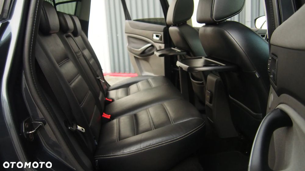 Ford Kuga 2.0 TDCi 4x4 Titanium - 9