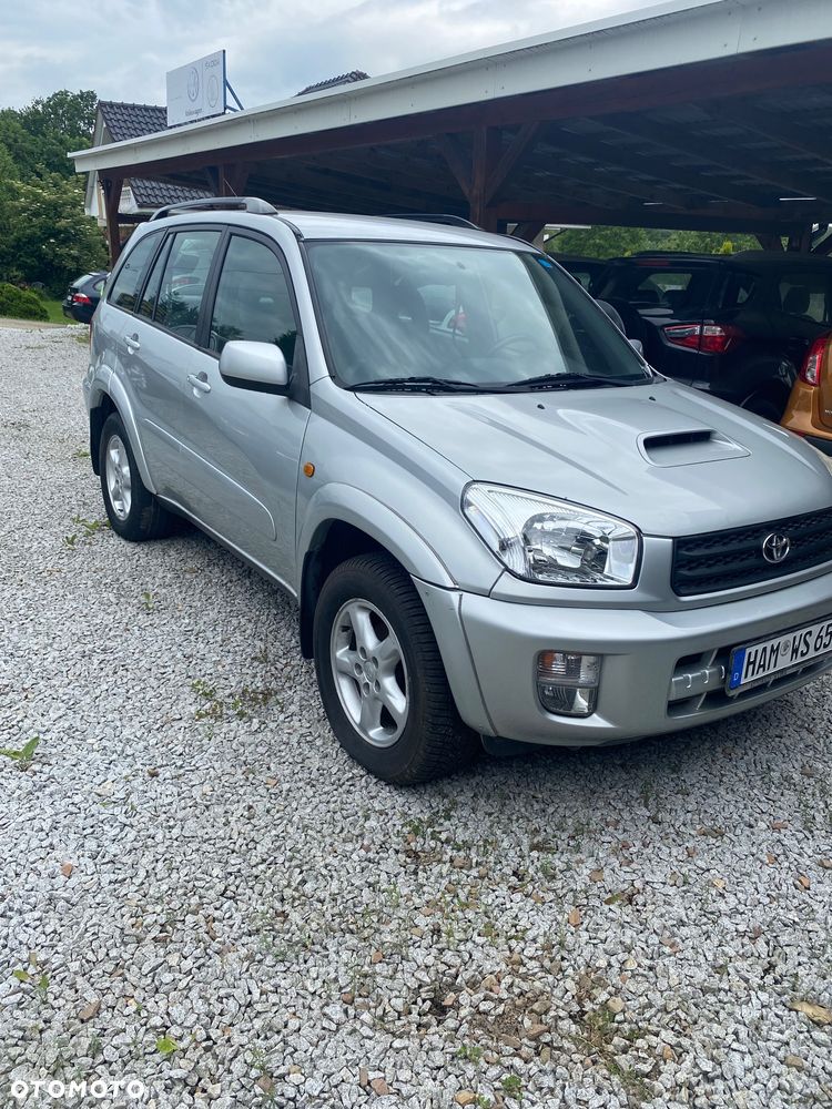 Toyota RAV4 2.0 D-4D 4x4 - 5
