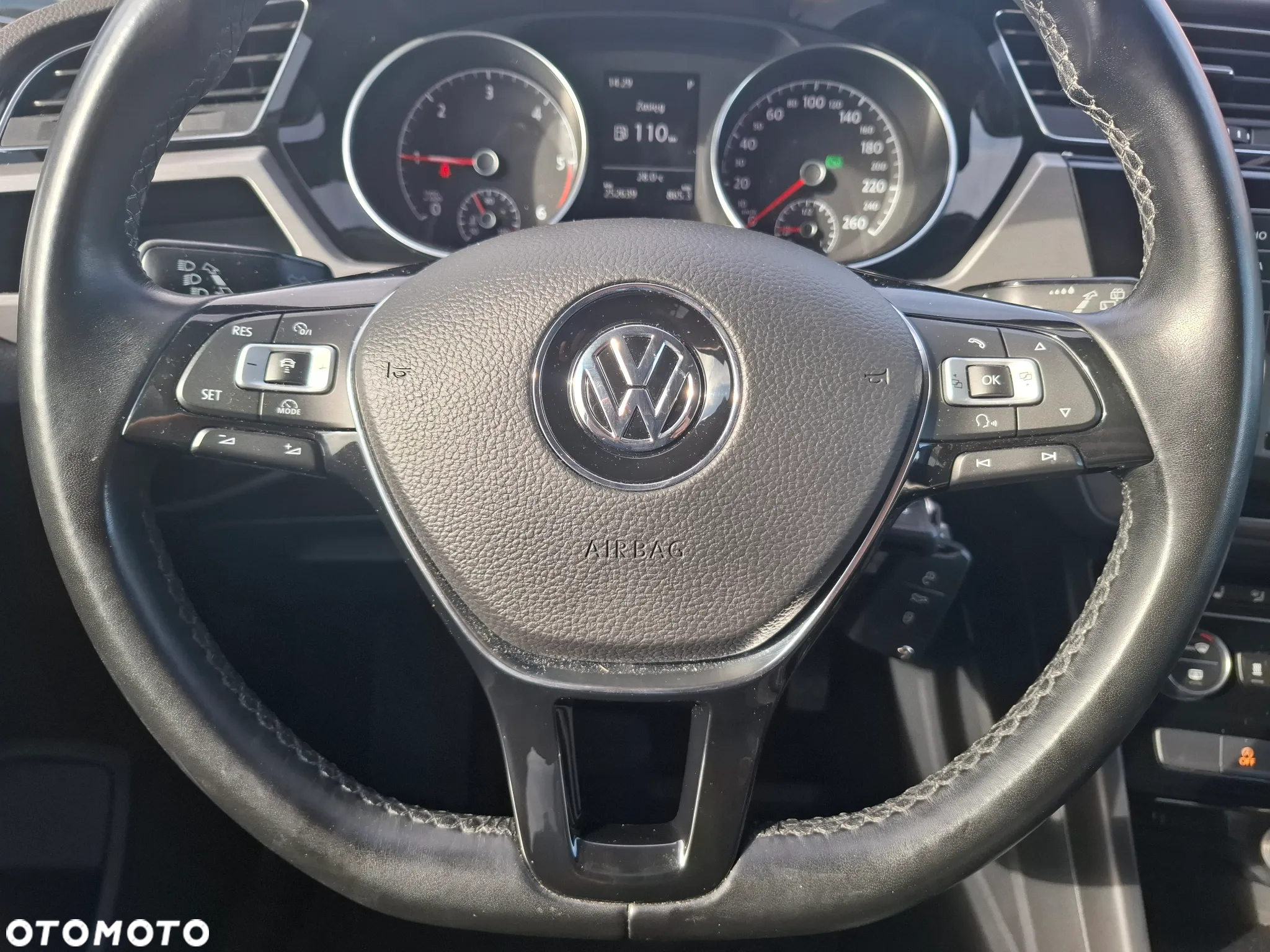 Volkswagen Touran 2.0 TDI BMT Comfortline DSG - 22