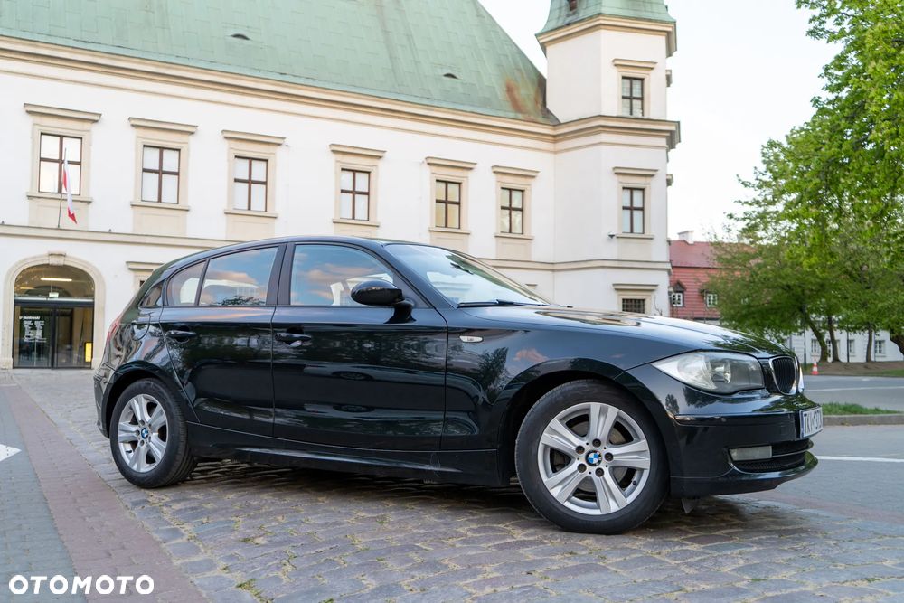 BMW Seria 1 118d DPF Edition Sport - 2