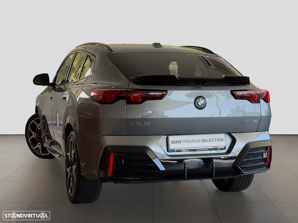 BMW iX2 xDrive30 Pack Desportivo M - 4