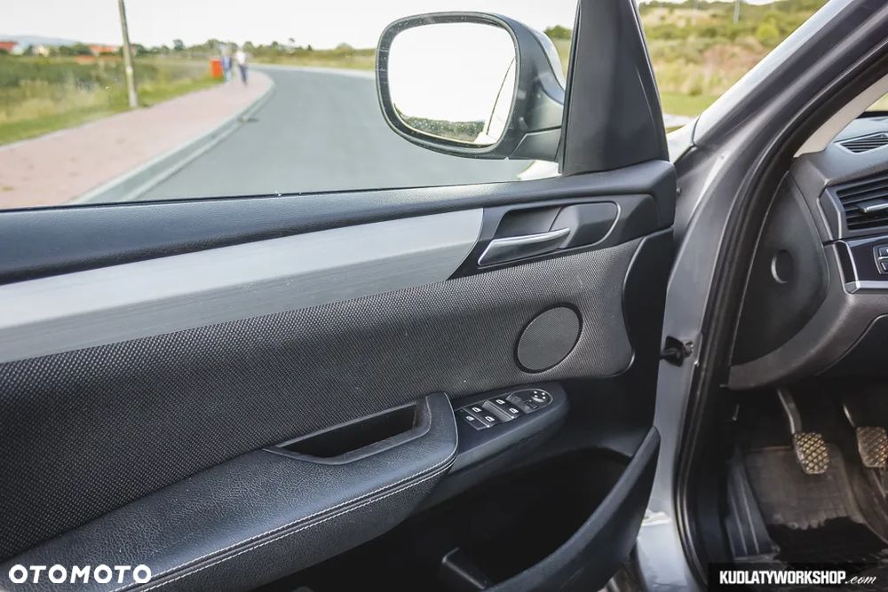 BMW X3 xDrive20d - 16