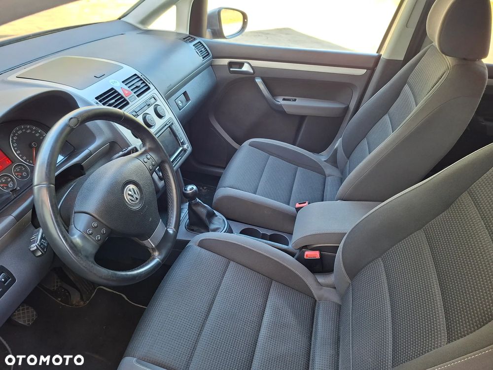 Volkswagen Touran 1.4 TSI Freestyle - 10