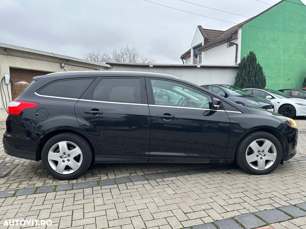 Ford Focus Turnier 2.0 TDCi DPF Titanium - 11