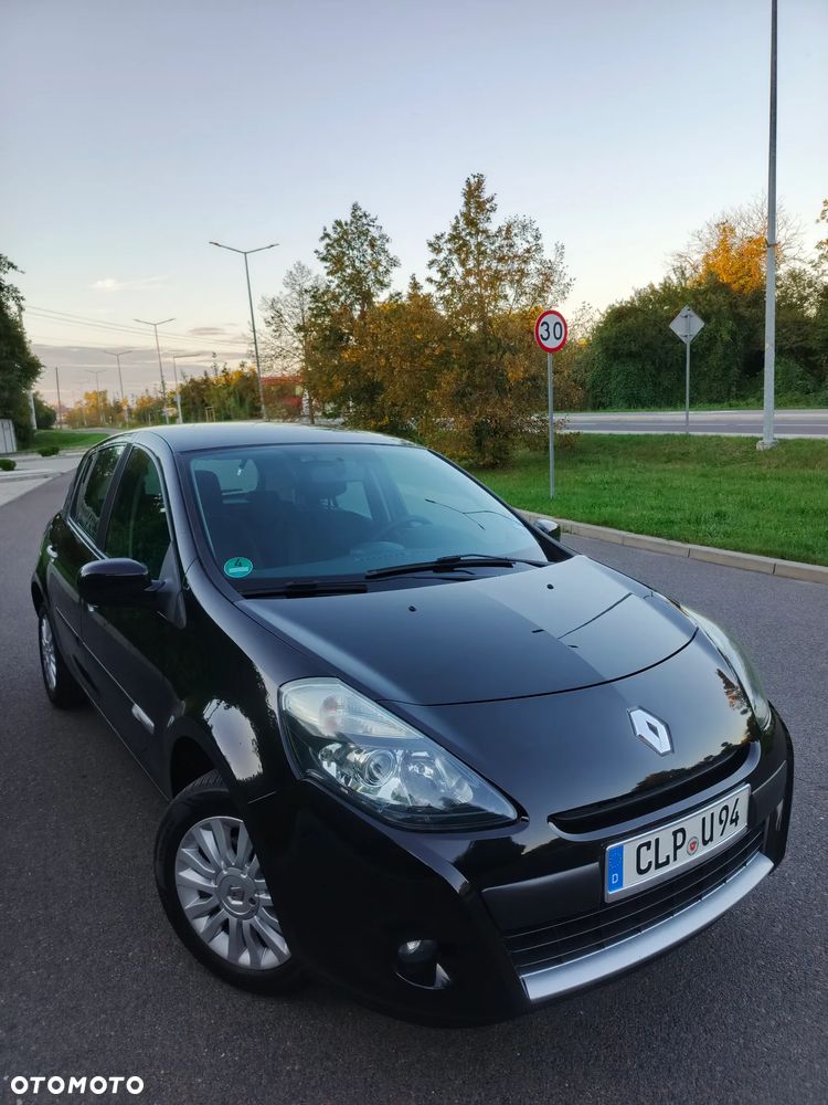 Renault Clio - 1