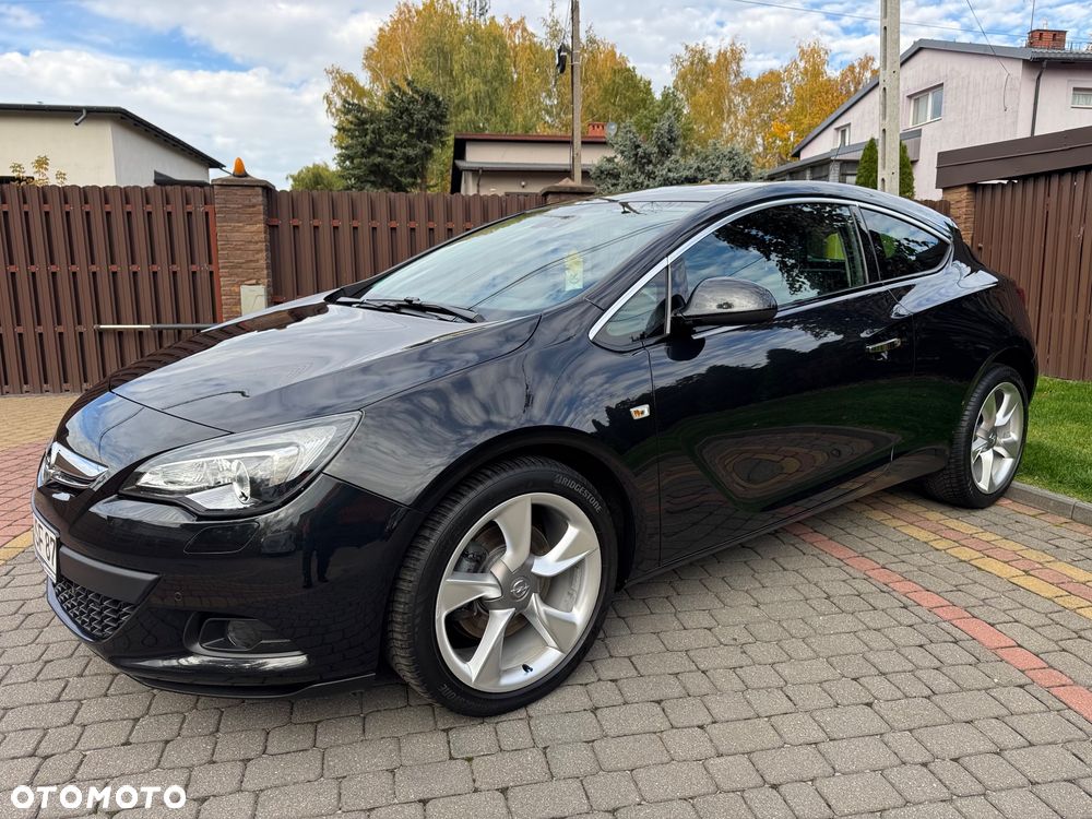 Opel Astra 2012 photo 5