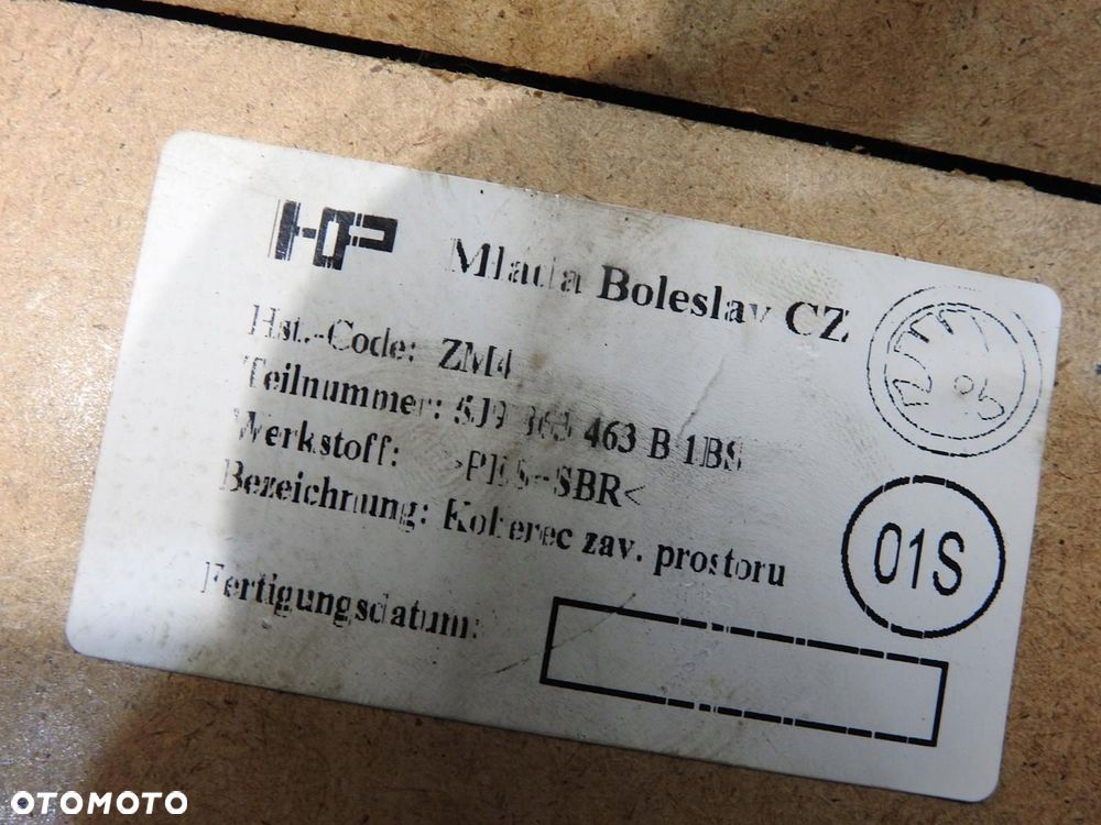 WYKŁADZINA BAGAŻNIKA SKODA FABIA II 5J9863463B - 5