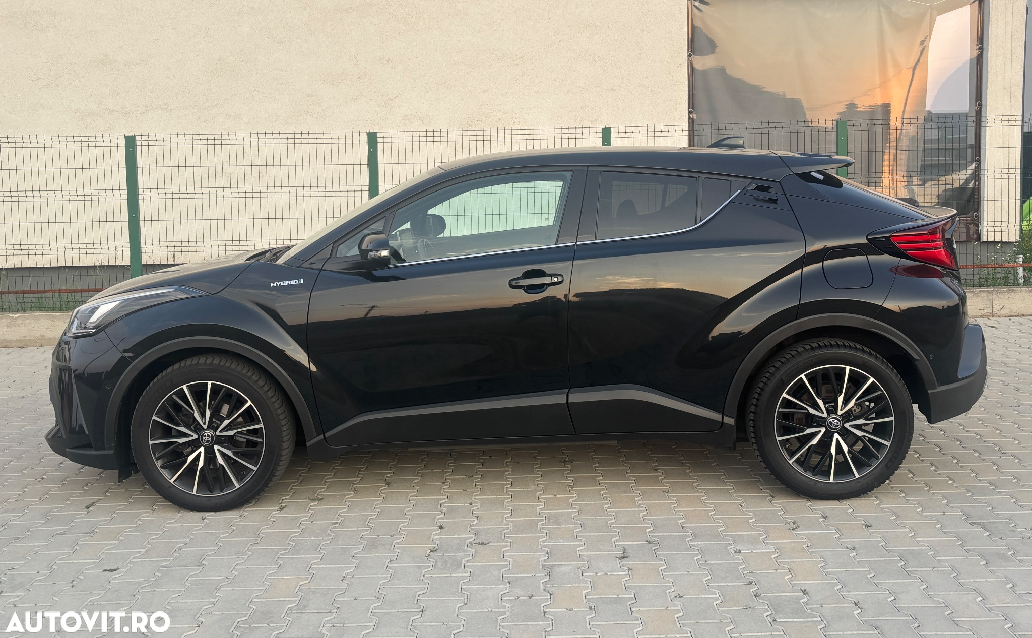 Toyota C-HR 2.0 Hybrid Lounge - 15