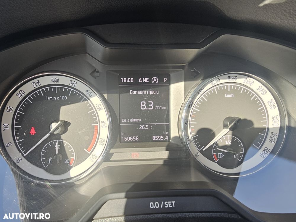 Skoda Octavia 2.0 TDI DSG Style - 11