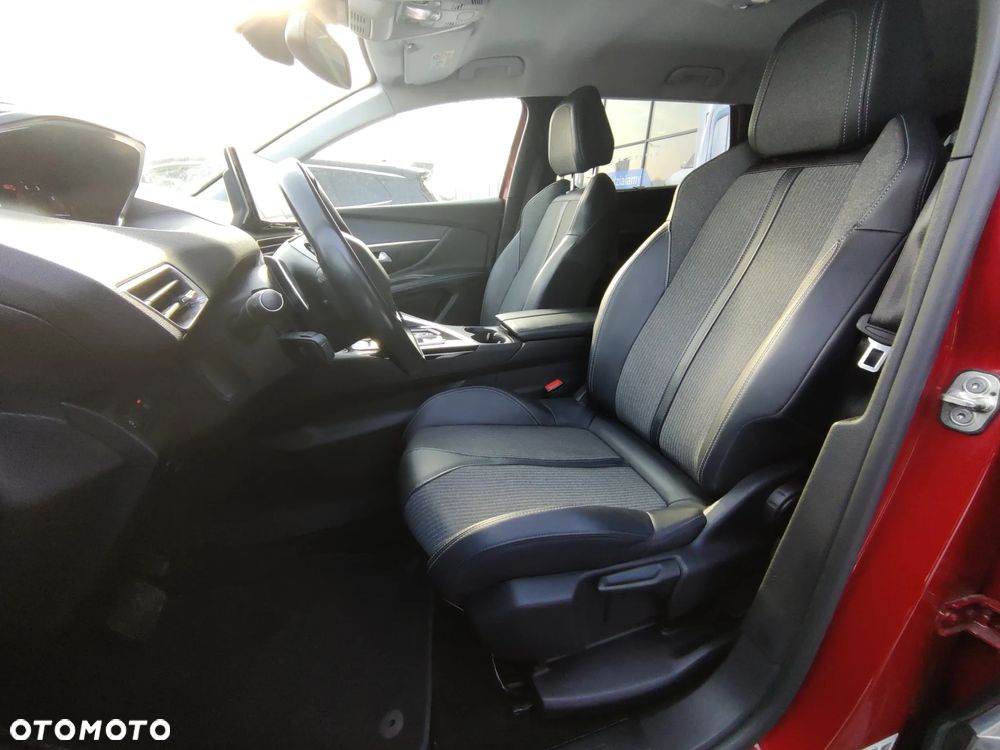 Peugeot 5008 BlueHDi 130 EAT8 Allure - 13