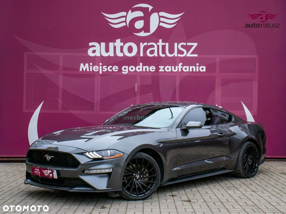Ford Mustang - 4