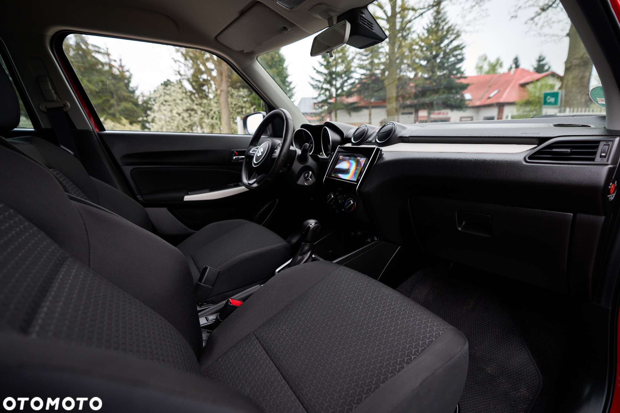 Suzuki Swift 1.2 Dualjet Hybrid CVT Comfort - 31