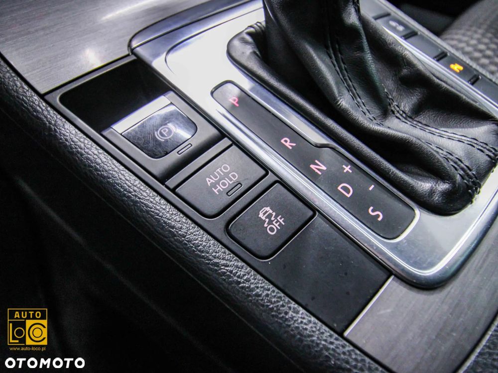 Volkswagen Passat 2.0 Blue TDI DSG SCR Comfortline - 28