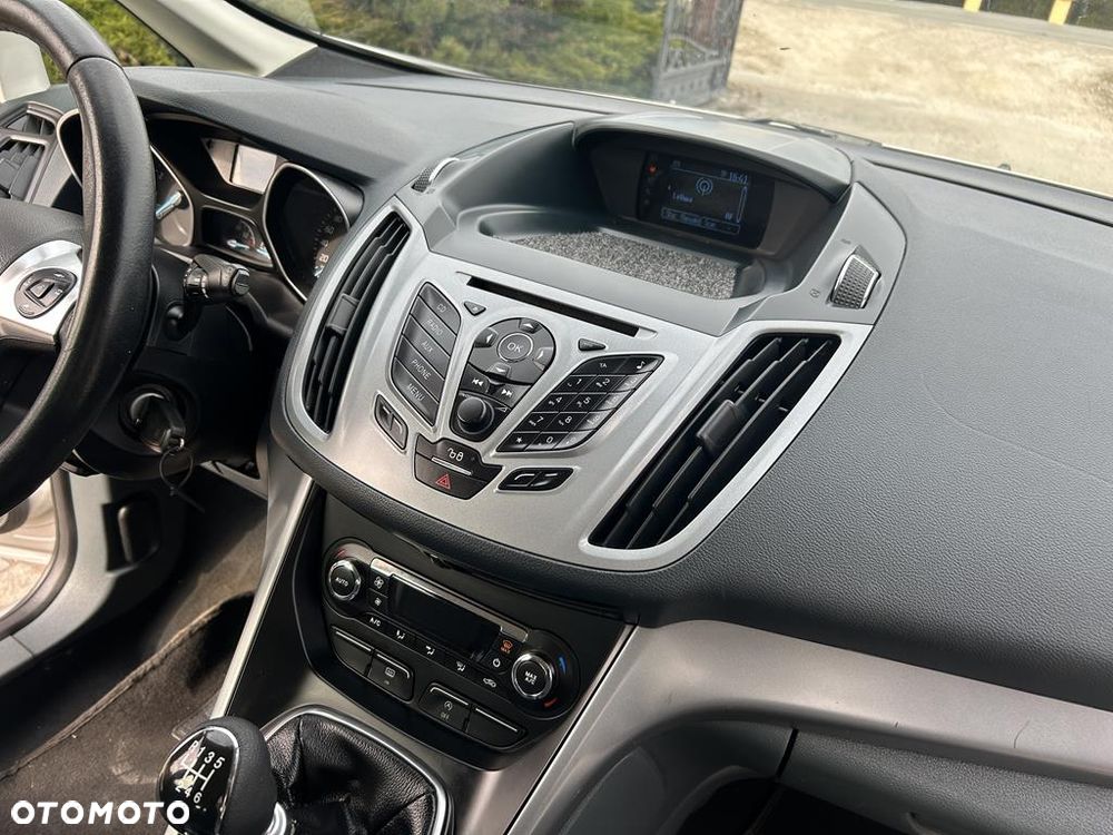 Ford C-MAX - 17