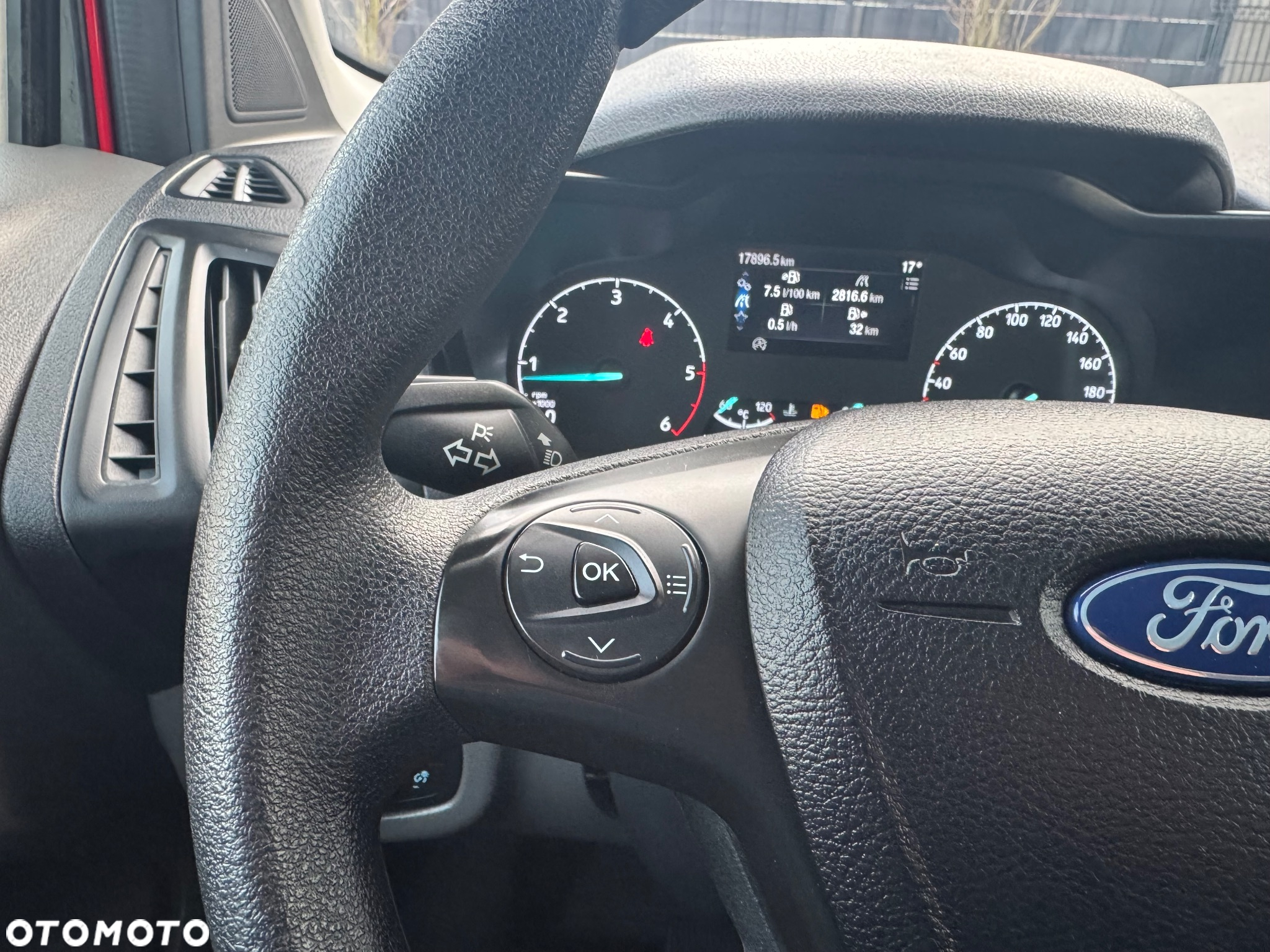 Ford TRANSIT CONNECT - 17