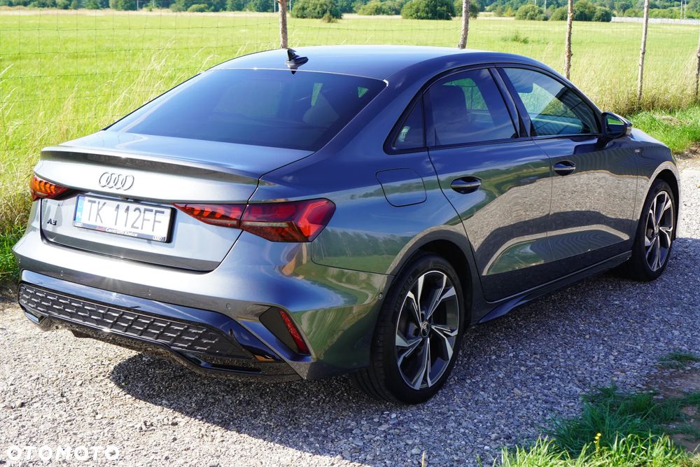 Audi A3 Limousine TFSI mHEV 110 kW S Line S tronic - 2