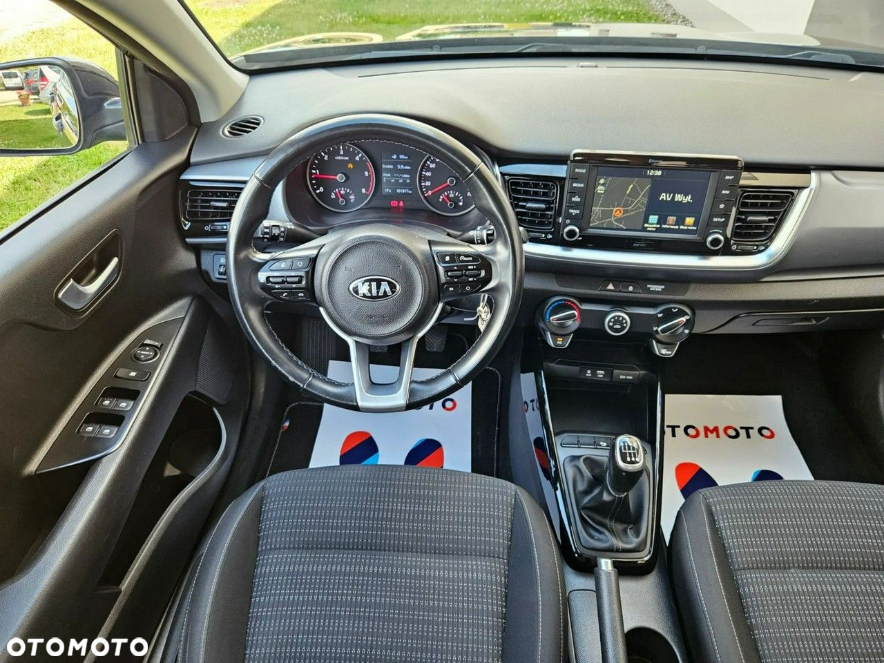 Kia Stonic 1.6 CRDi SCR XL - 32