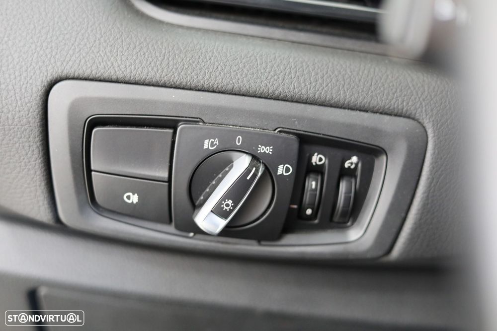 BMW 225xe Active Tourer Advantage - 33