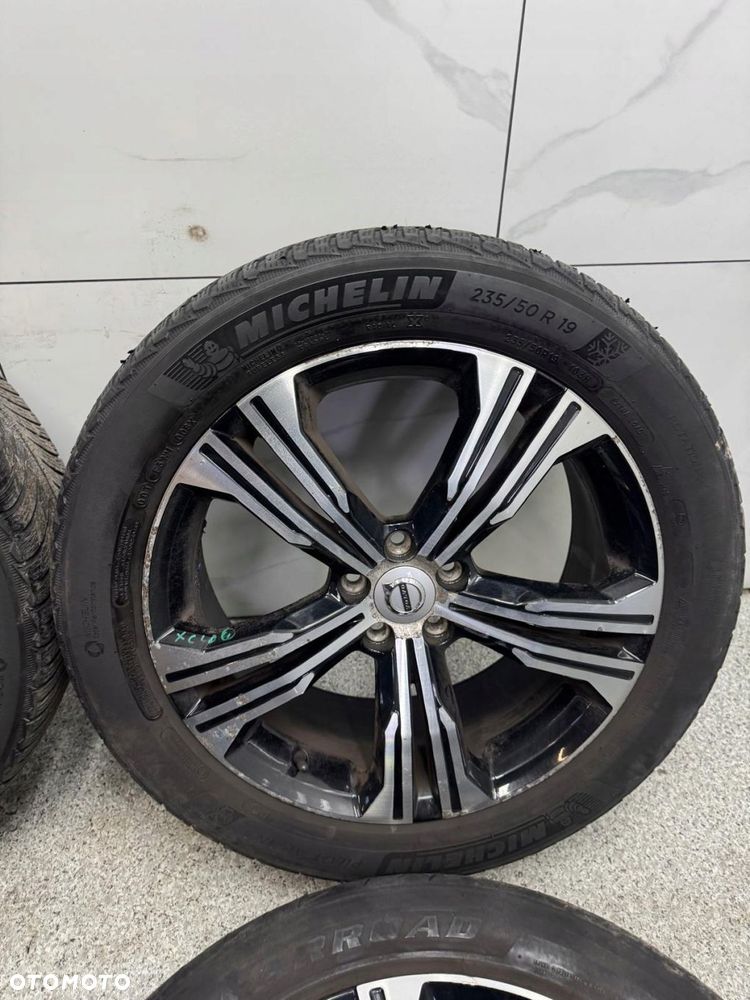 koła felgi volvo xc40 31471556 235/50 r19 5x108 et50,5 - 3