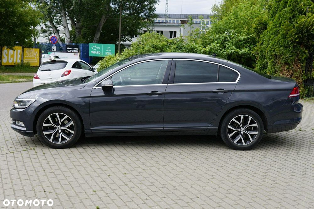 Volkswagen Passat 1.5 TSI EVO Comfortline DSG - 4