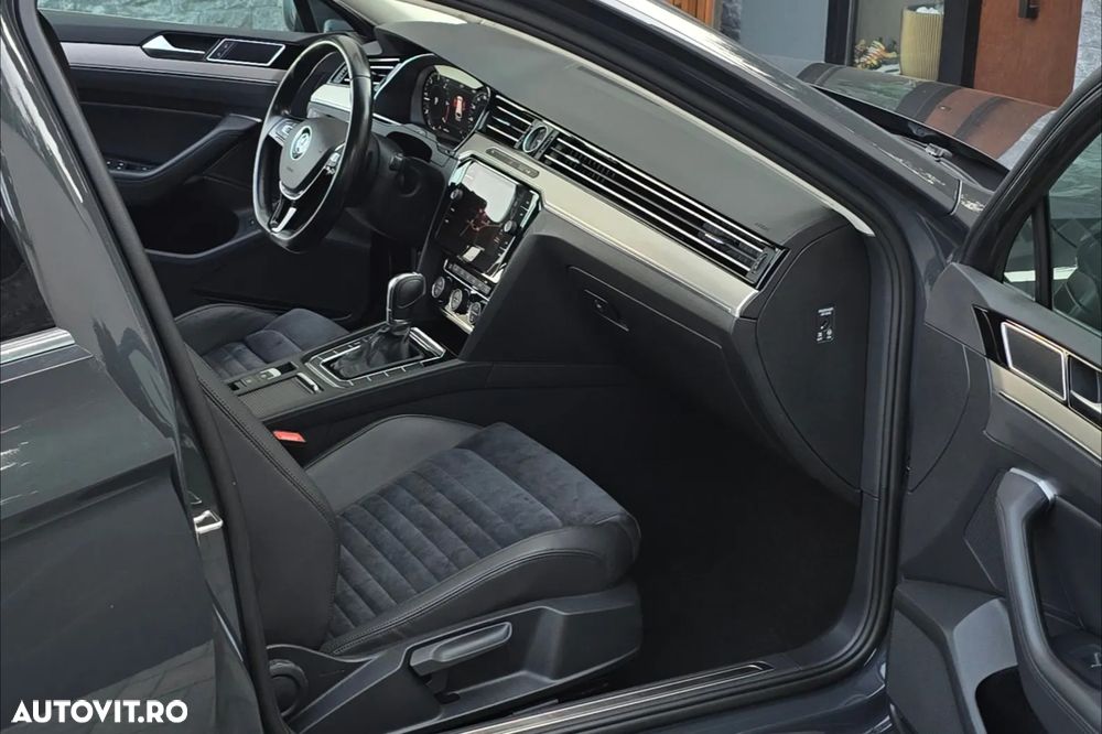Volkswagen Passat 2.0 TDI DSG Highline - 8