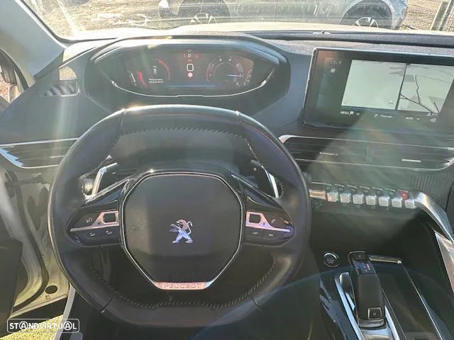 Peugeot 3008 1.5 BlueHDi Active Pack EAT8 - 8